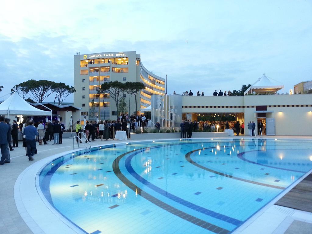 Laguna Park Hotel 4Superior Бибионе Экстерьер фото